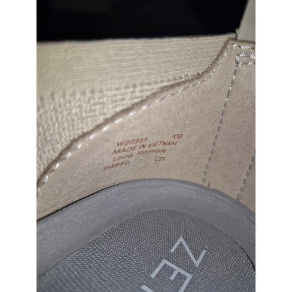 Cole Haan Women US 10B Zerogrand Stitchlite Slip-On Loafer Beige Khaki - Picture 6 of 6